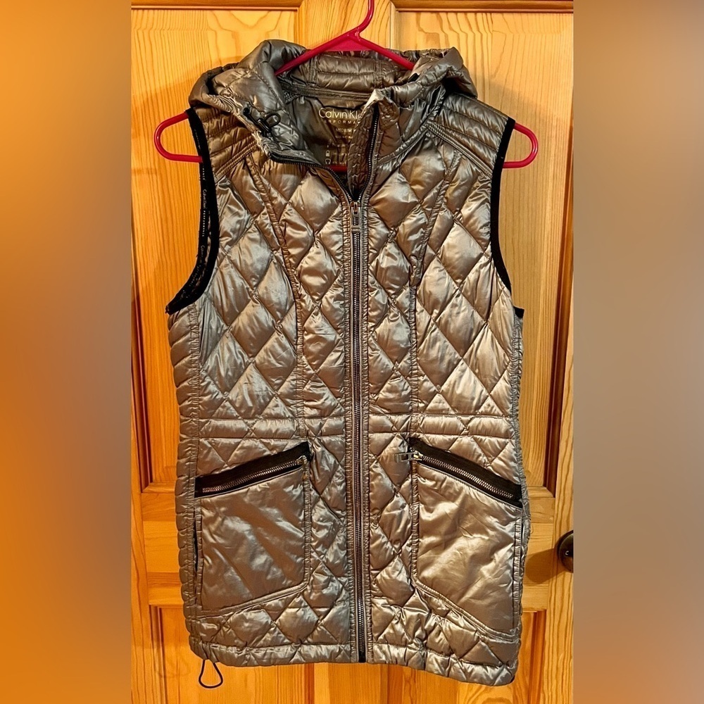 Calvin Klein Performance Gray Silver Metallic Quilted Down Puffer Vest Size M